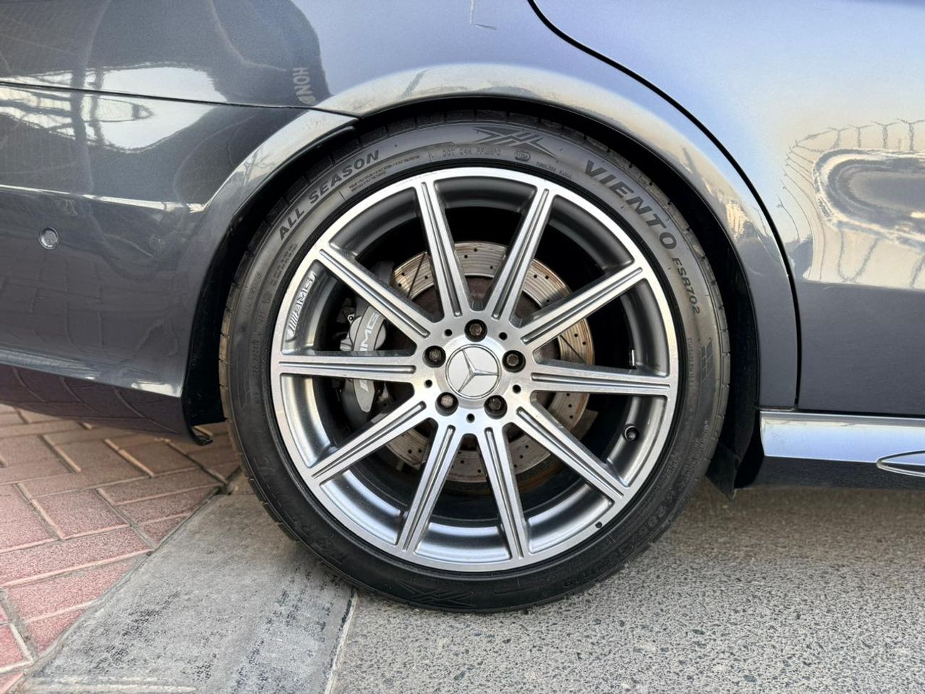 Mercedes-Benz E 63 AMG