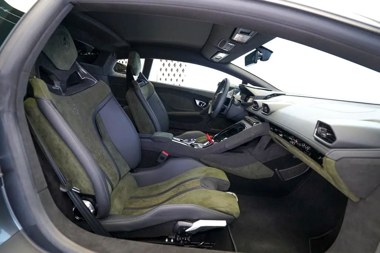 Lamborghini Huracan STERRATO 5.2L V10