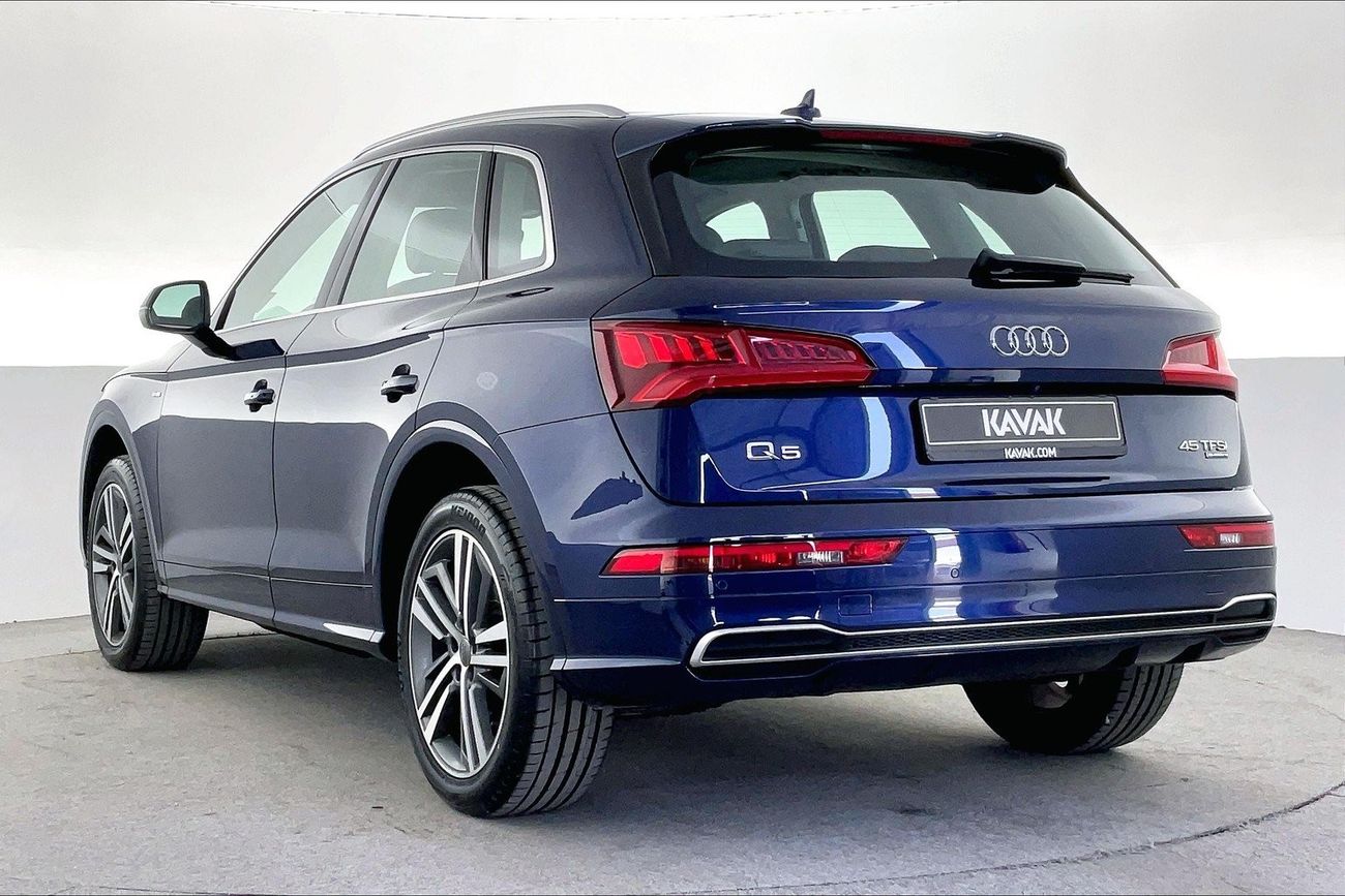 Infiniti Q50 Premium / Luxe | Guaranteed Warranty | 0 Down Payment