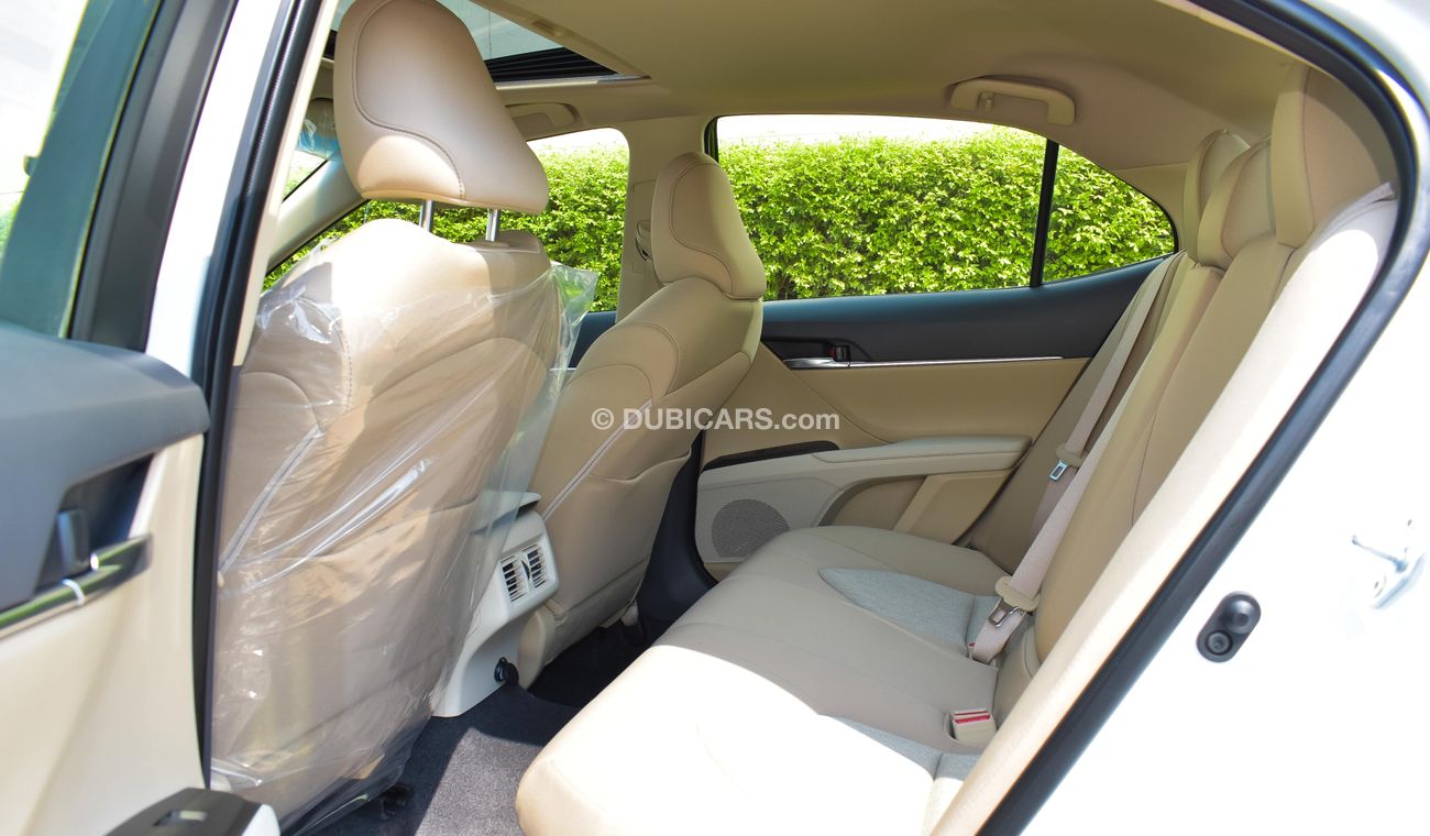 Toyota Camry Hybrid GLE 2.5L | For Export Only