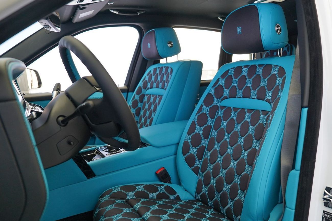 رولز رويس كولينان BLACK BADGE