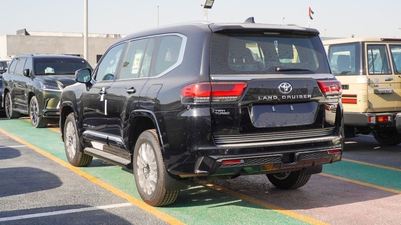 Toyota Land Cruiser Toyota Land Cruiser VXR 3.5L Twin Turbo Model 2026