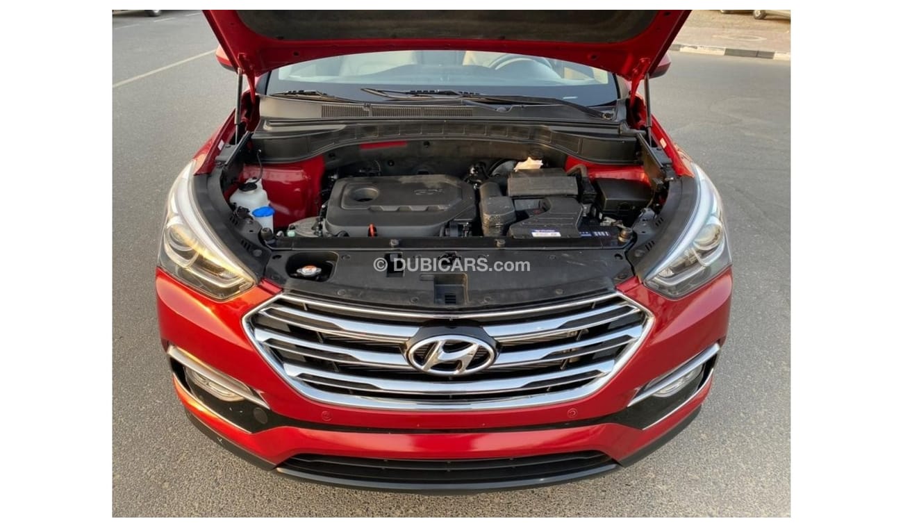 Hyundai Santa Fe 2017 HYUNDAI SANTAFE SPORT 2.4L AWD / MID OPTION