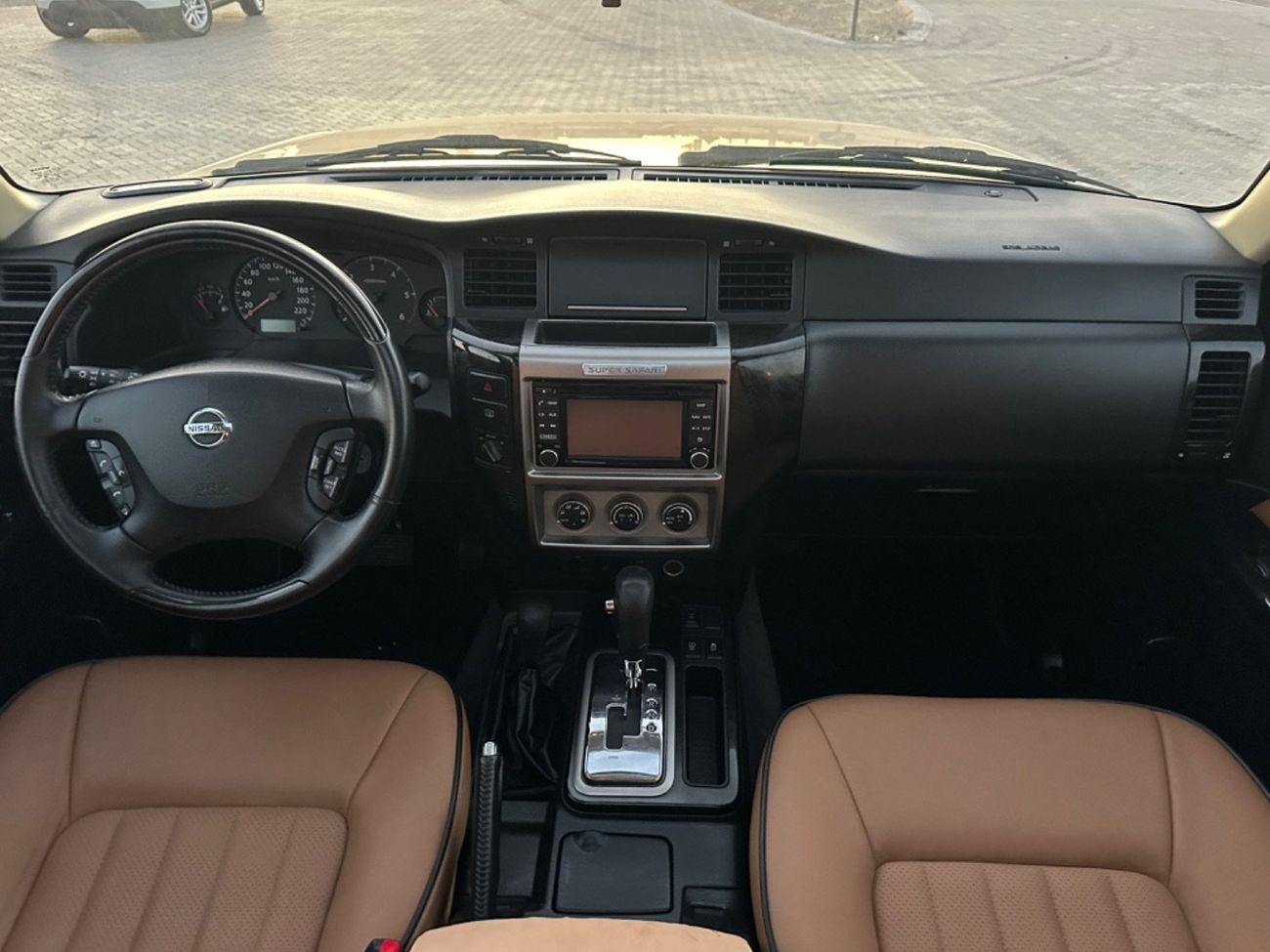 Nissan Patrol Super Safari MODEL 2019 GCC CAR PERFECT CONDITION INSIDE AND OUTSIDE FULL OPTION SUN ROO