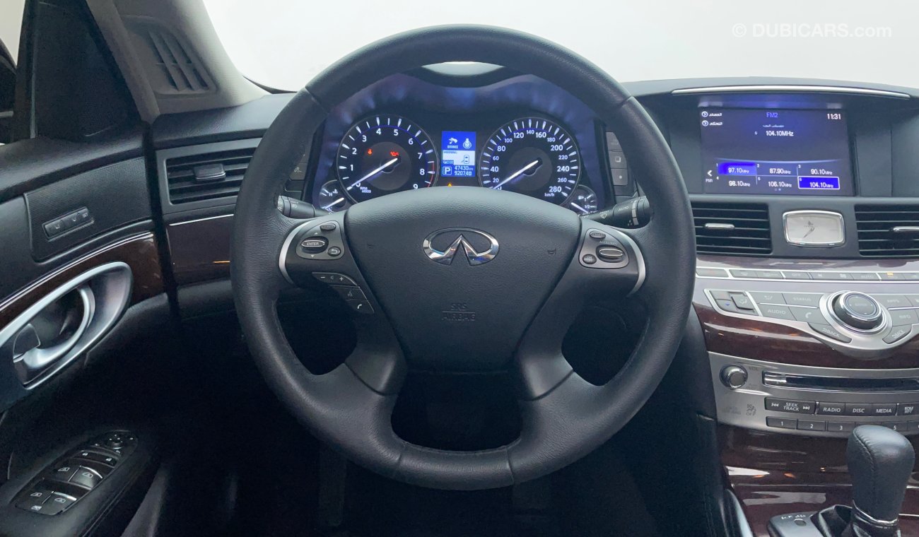 Infiniti Q70 LUXURY 3700