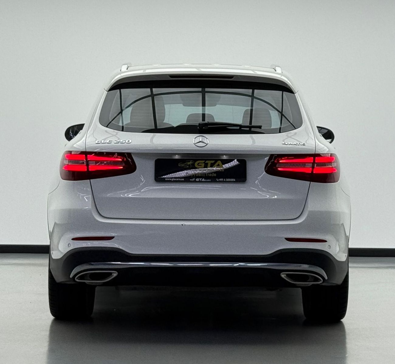 Mercedes-Benz GLC 250 4MATIC 2.0L 2019 Mercedes-Benz GLC 250 4MATIC, 1 Year Warranty, Service History, GCC