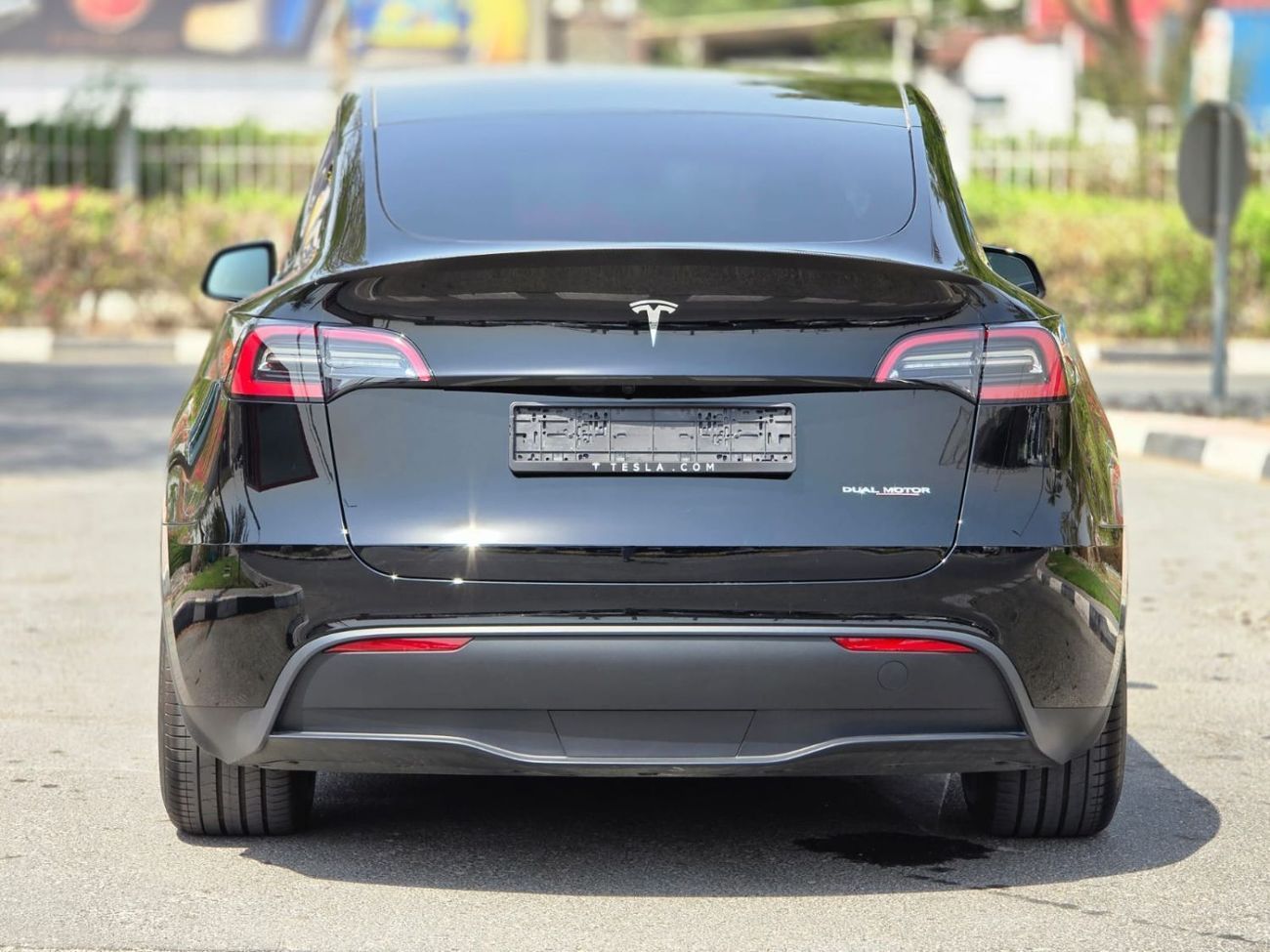 Tesla Model Y Performance (AWD) DUAL MOTOR 4WD 2024 GCC LOW MILEAGE WITH TESLA  AGENCY WARRANTY IN BRAND NEW CONDI
