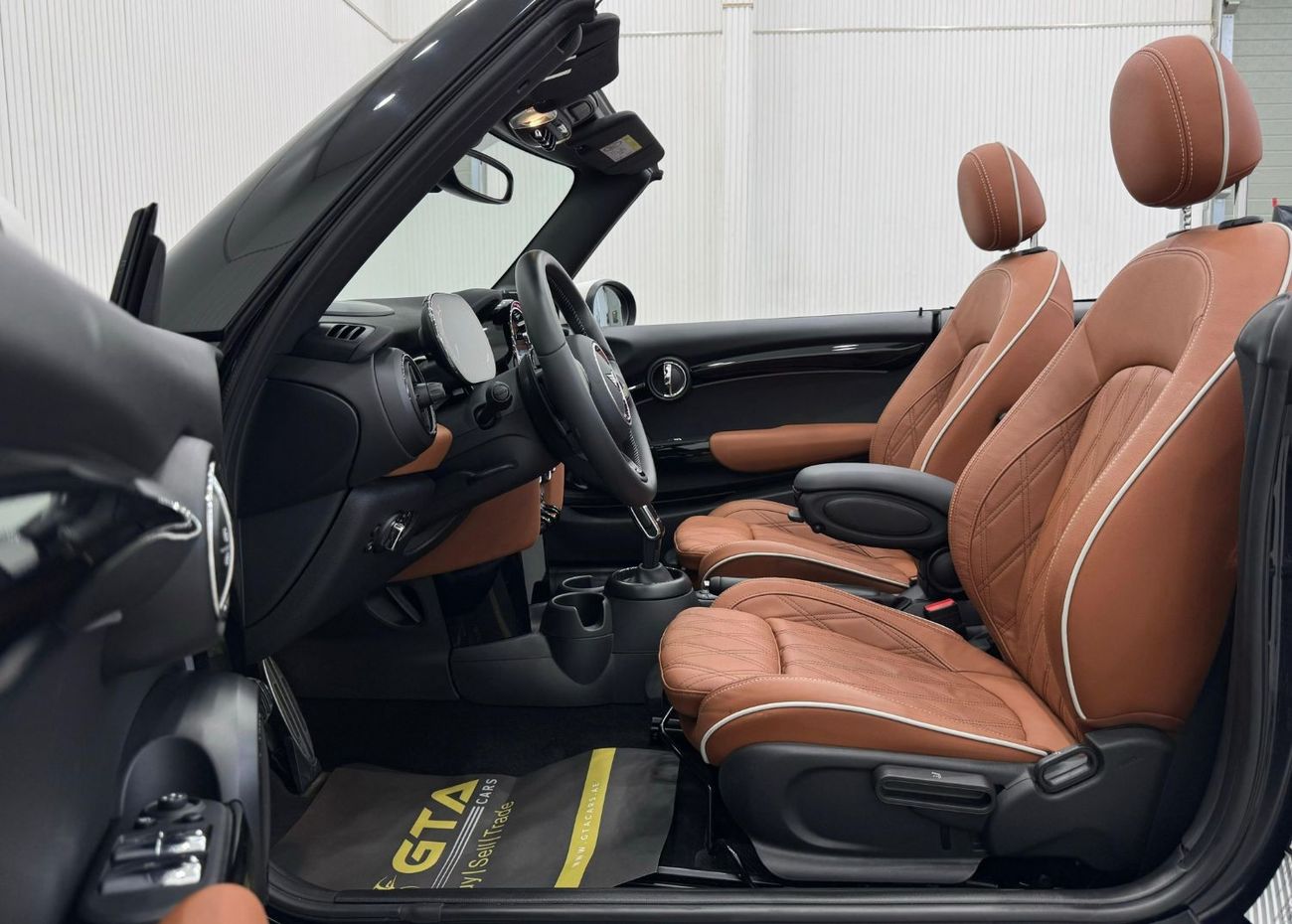 Mini Cooper S Cabrio 2023 Mini Cooper S Cabriolet, Jun 2028 AGMC Agency Warranty + Service Package, Full Service History2