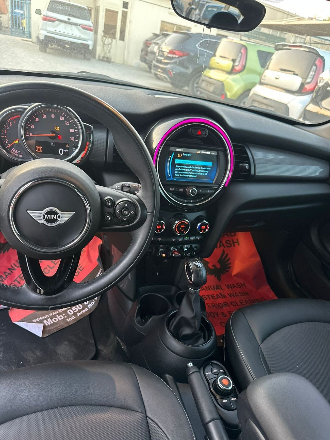 Mini Cooper 1.5 L Turbo