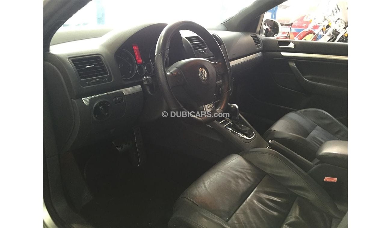 Volkswagen Golf R32 2009 very clean