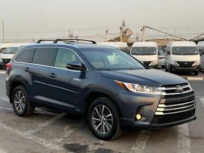 Toyota Highlander 2019 Toyota Highlander Hybrid XLE Full Option -3.5L V6-AWD 4x4 - Sunroof-Leather seat-Rear Camera -