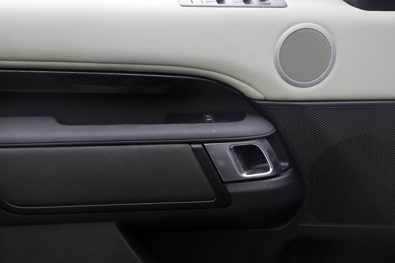 لاند روفر دسكفري | 1,959 P.M  | 0% Downpayment | Under Warranty!