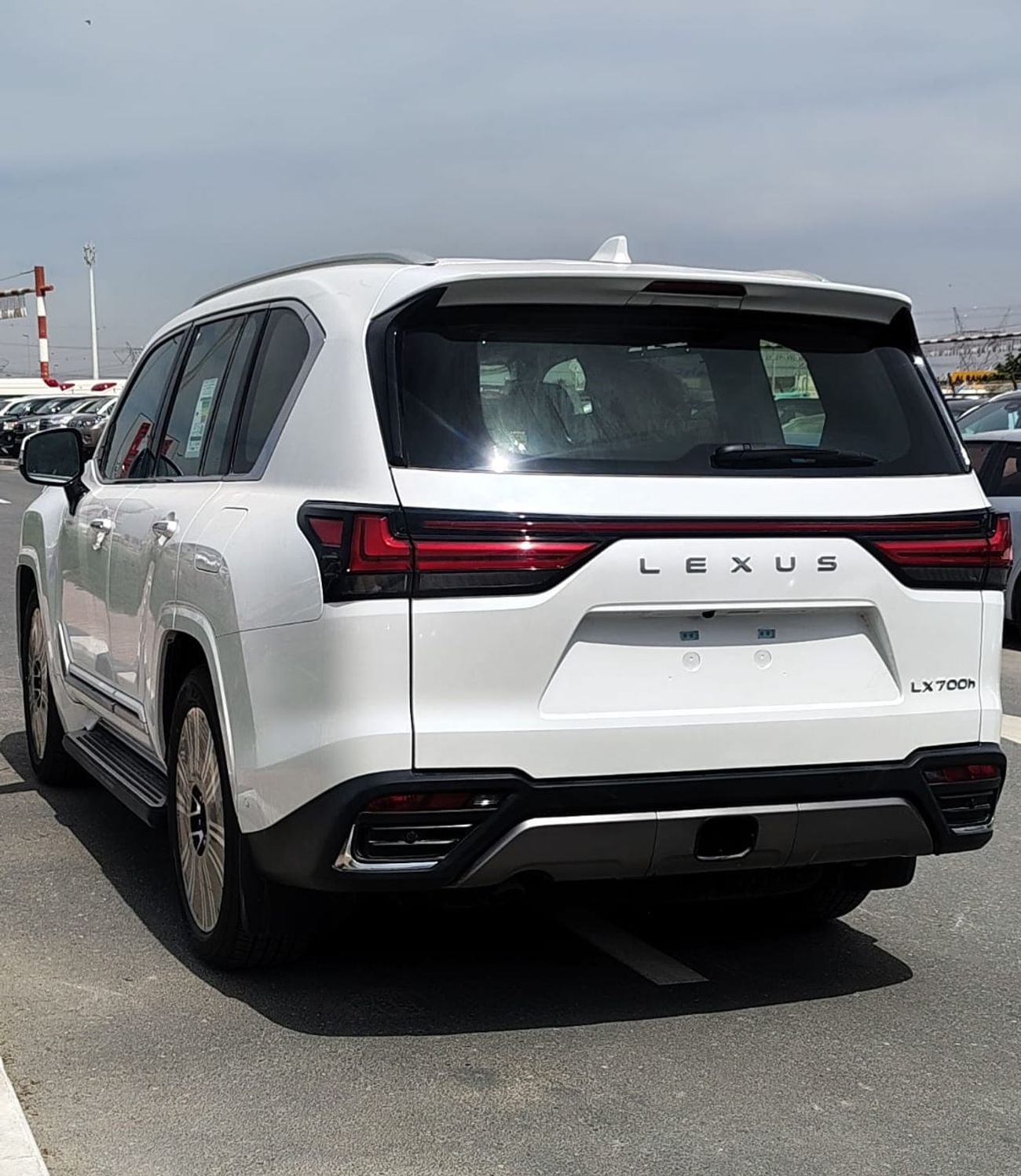 Lexus LX 700h LEXUS LX700h SIGNATURE - 3.5L - HYB - AT - 2025 MY