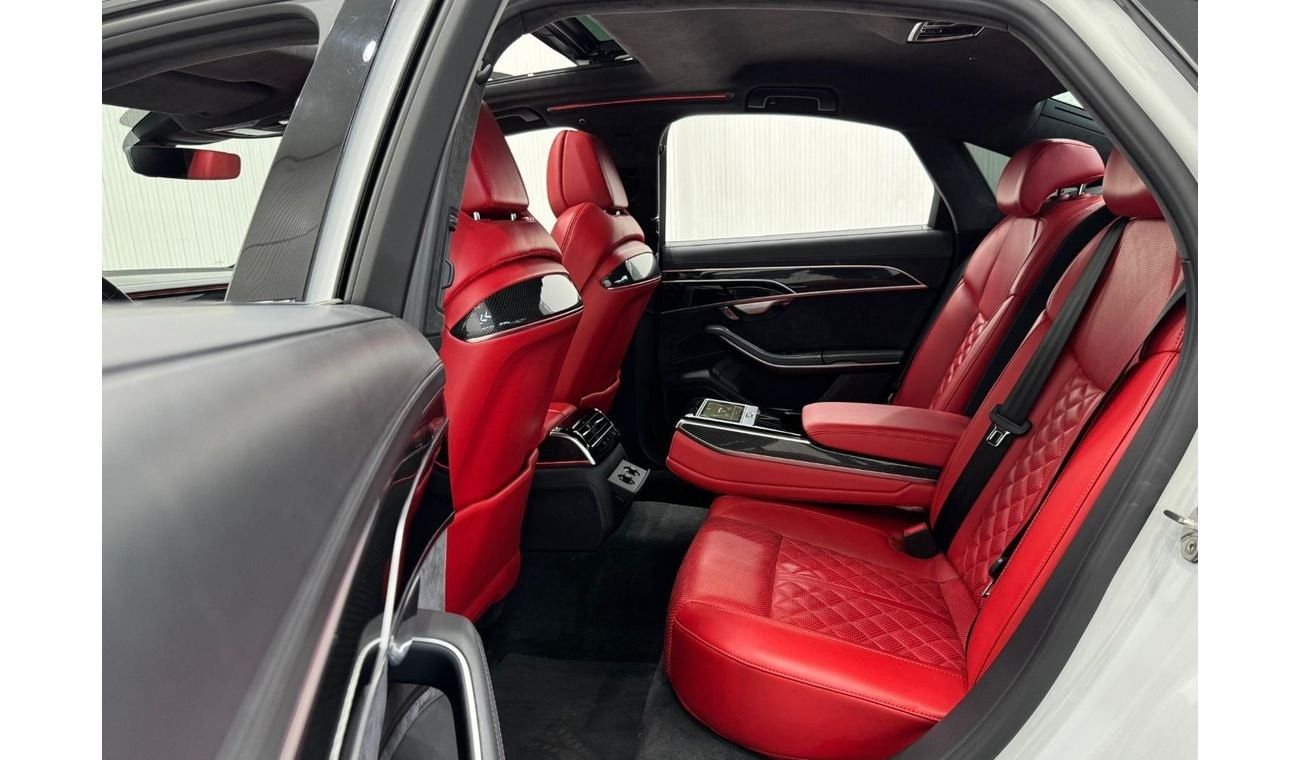 Audi S8 TFSI quattro 4.0L