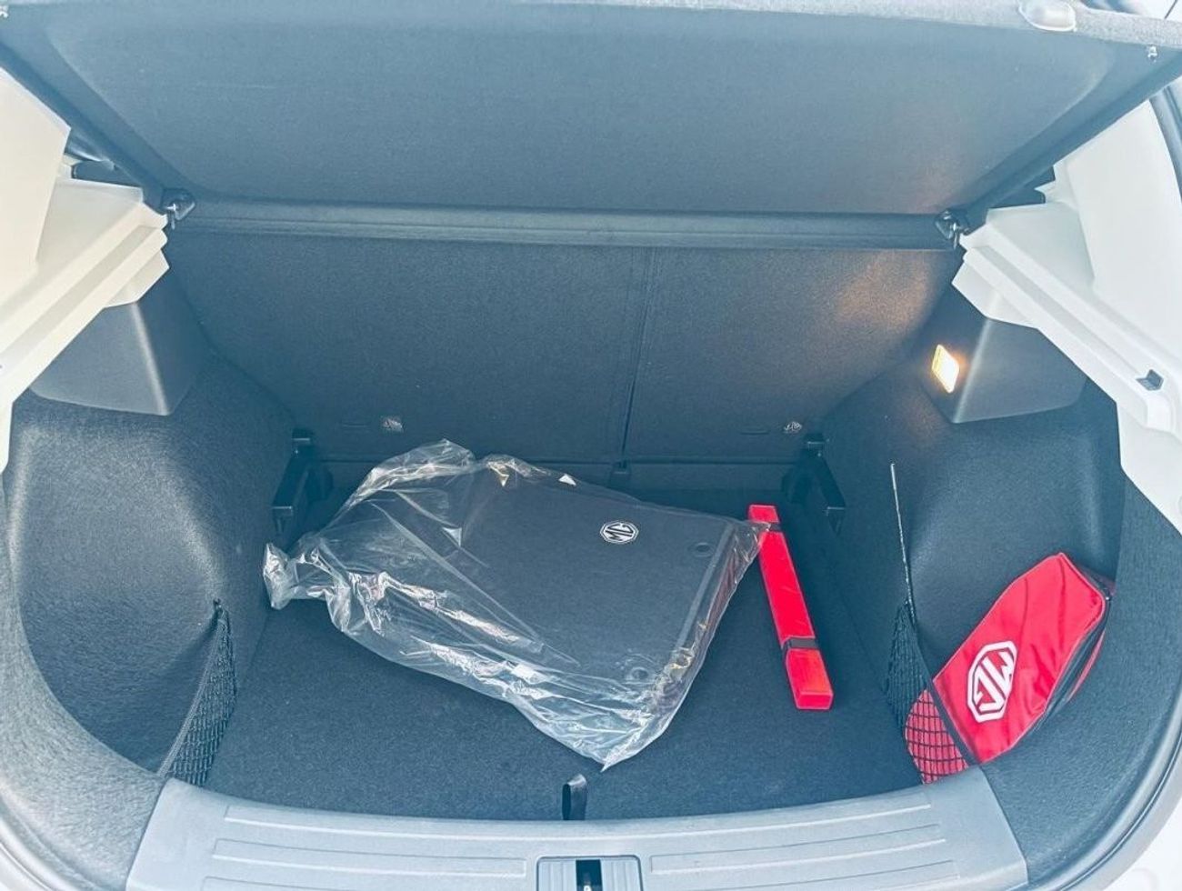 MG ZS 1.5L luxury AT (GCC)