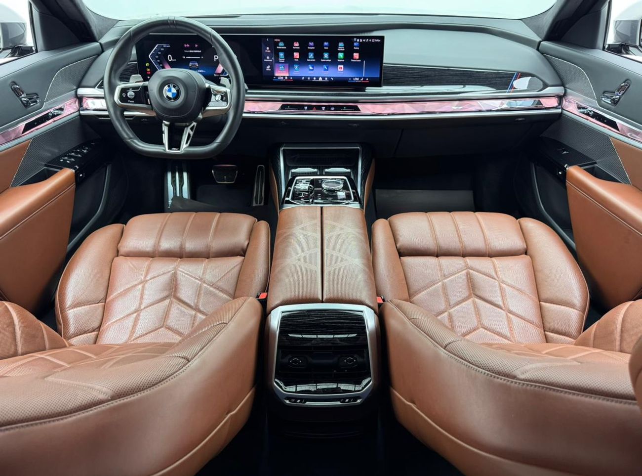 بي أم دبليو 740i 2023 BMW 740i M-Sport, 2028 BMW Warranty And Service Pack, BMW Service History, GCC