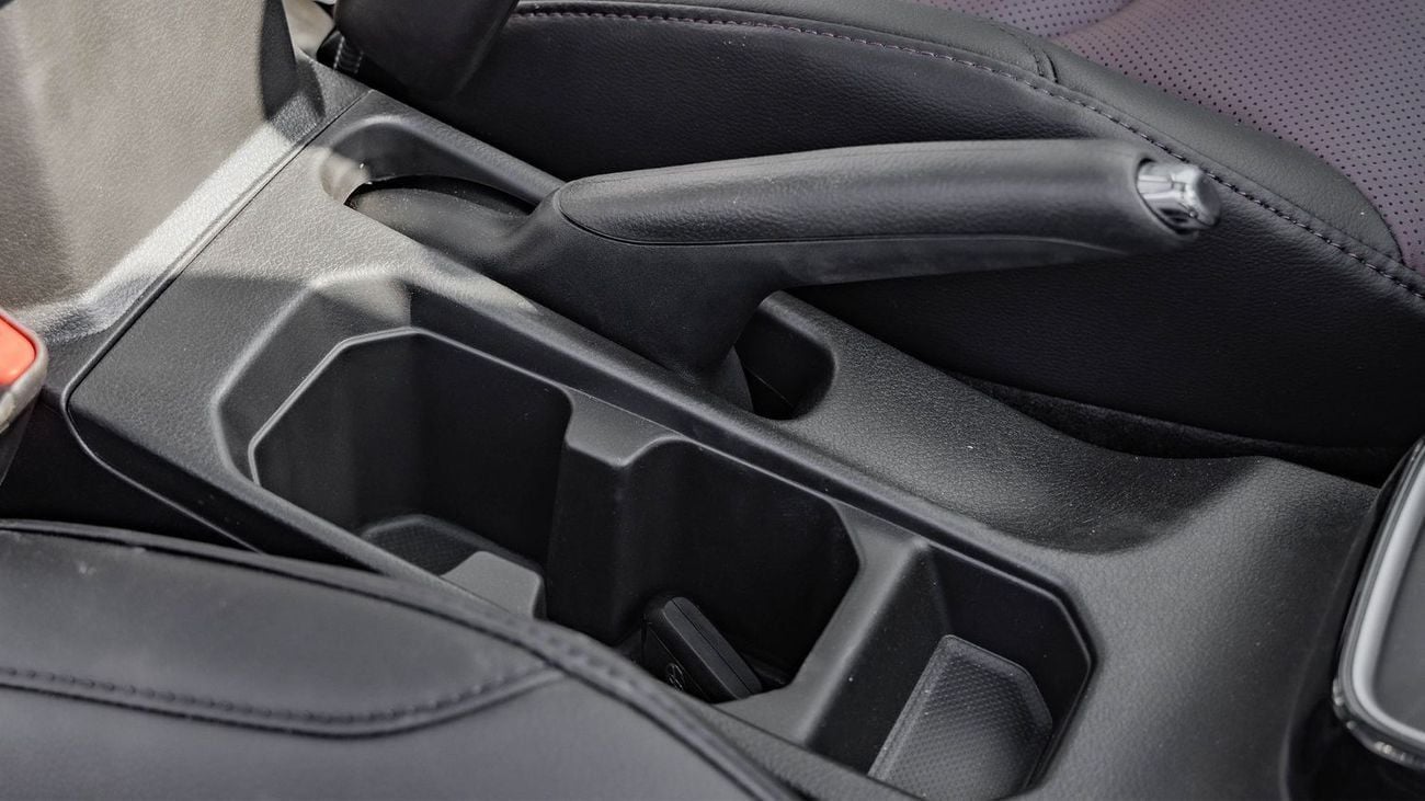 تويوتا أوربان كروزر 2025 Toyota Urban Cruiser GLX 1.5L AT Petrol