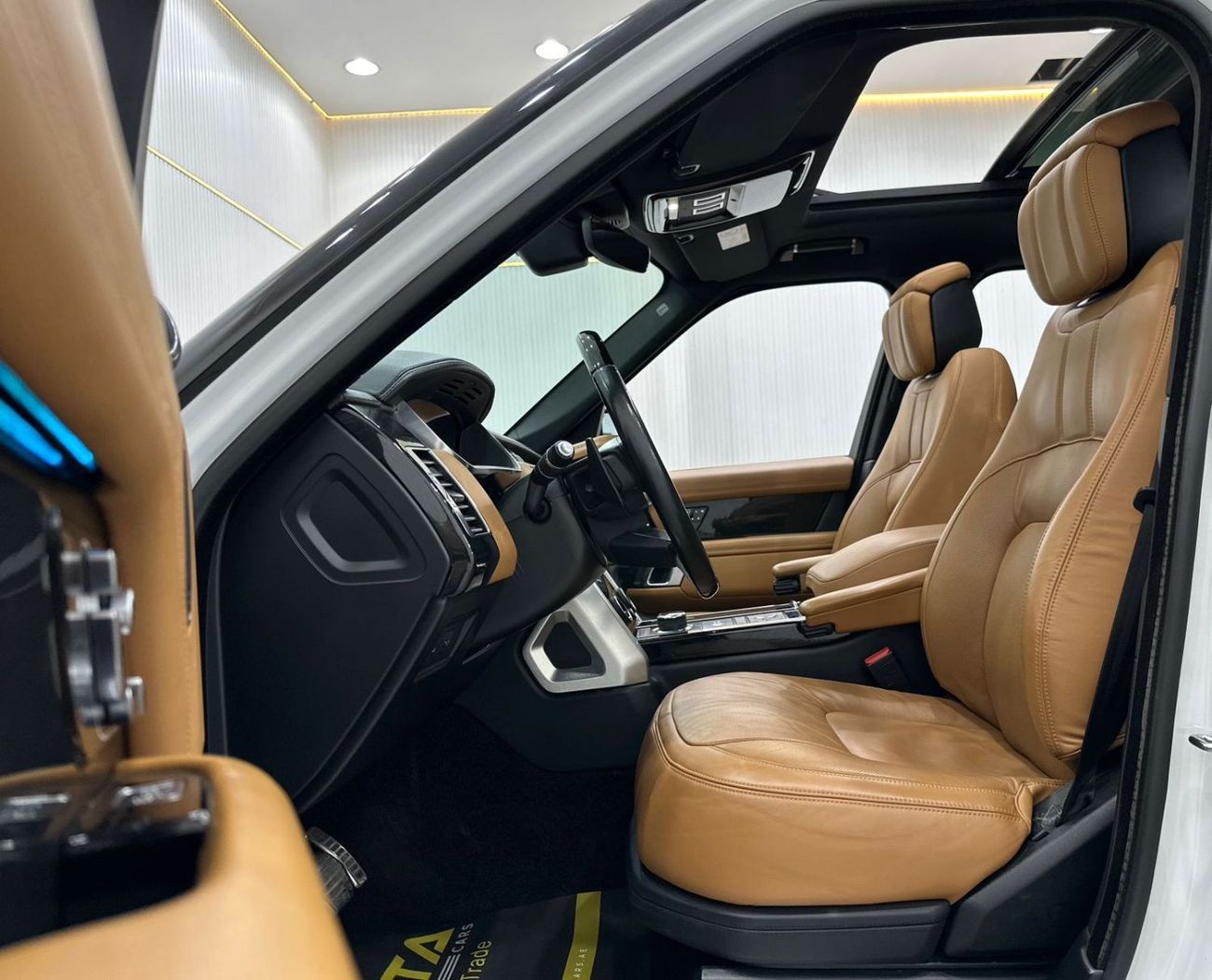 Land Rover Range Rover 2018 Range Rover Vogue SE Supercharged Black Edition, Warranty, Full Range Rover Service History, Fu