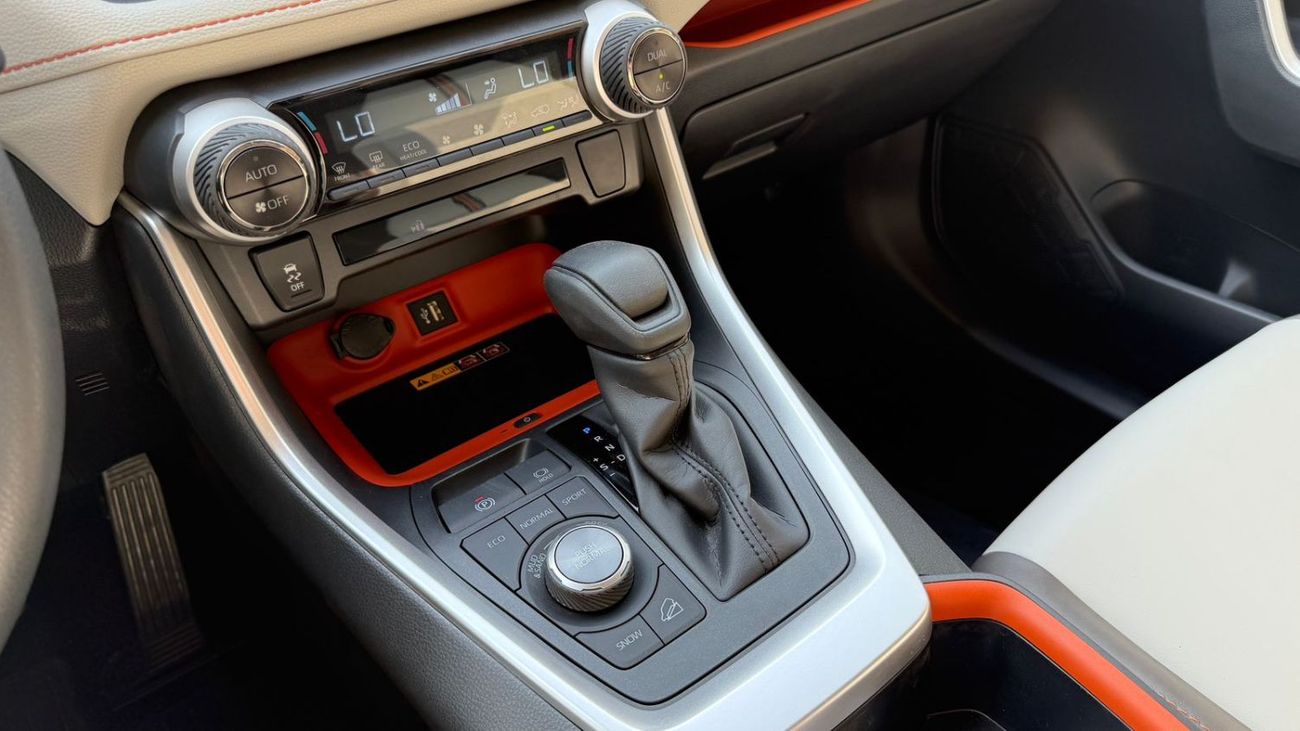 Toyota RAV4 Toyota RAV4 2.5L Adventure | 0km | GCC