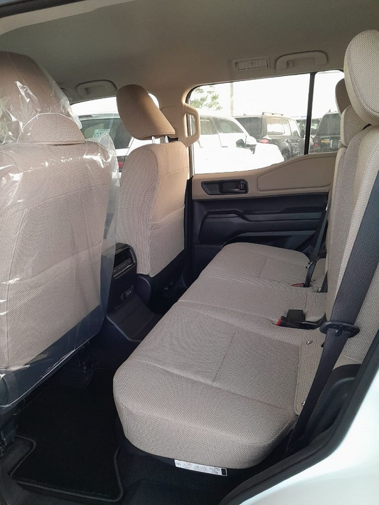 تويوتا برادو 2.8L LIMITED 4X4 (DIESEL)