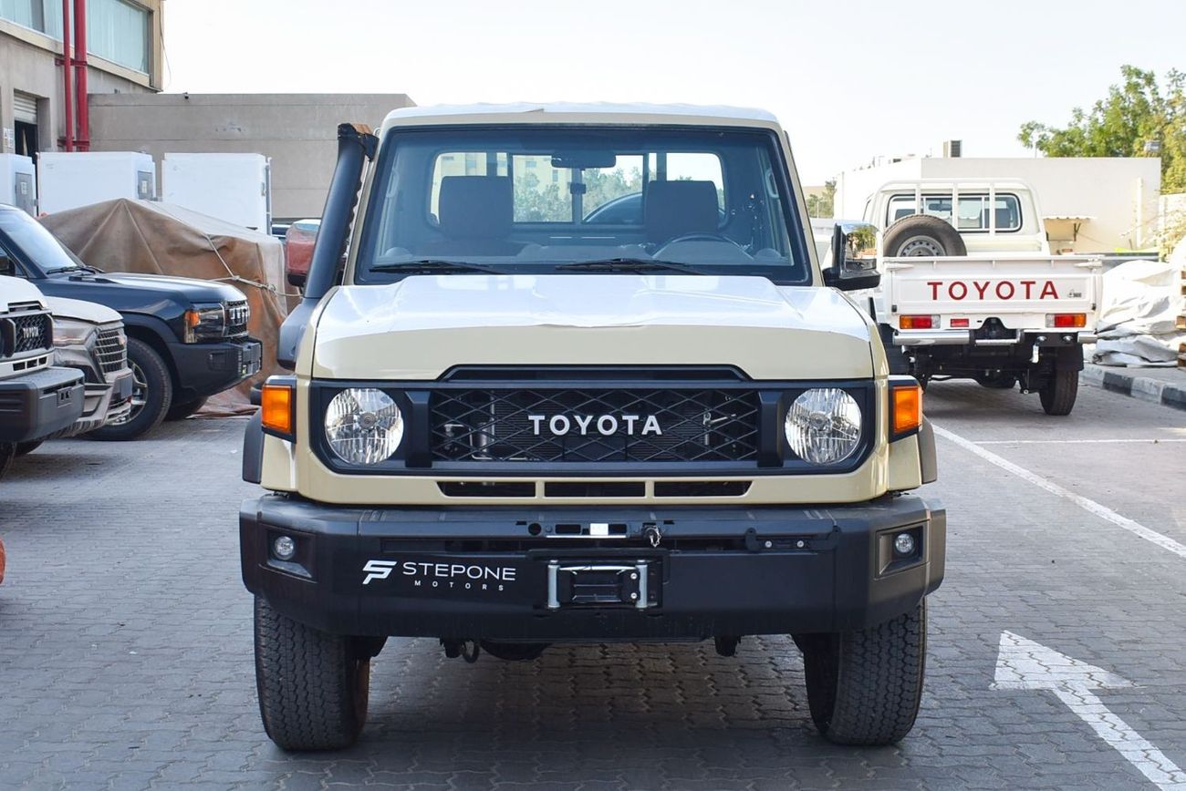 Toyota Land Cruiser Pick Up LC79 4.0 Petrol | SC LX Z A/T