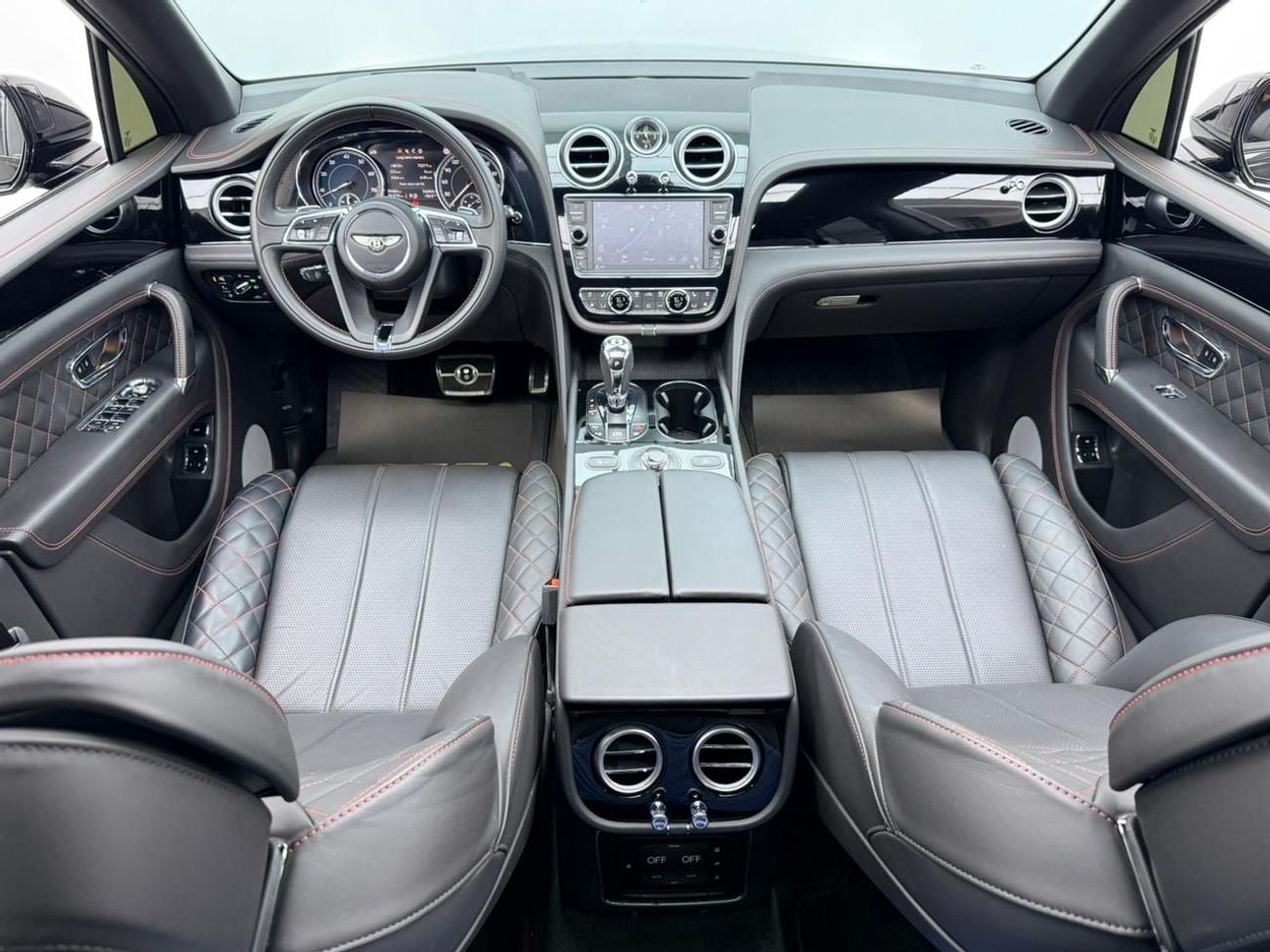 بنتلي بينتايجا MULLINER 2020 Bentley Bentayga Mulliner, Warranty, Full Bentley Service History, Japanese Specs.
