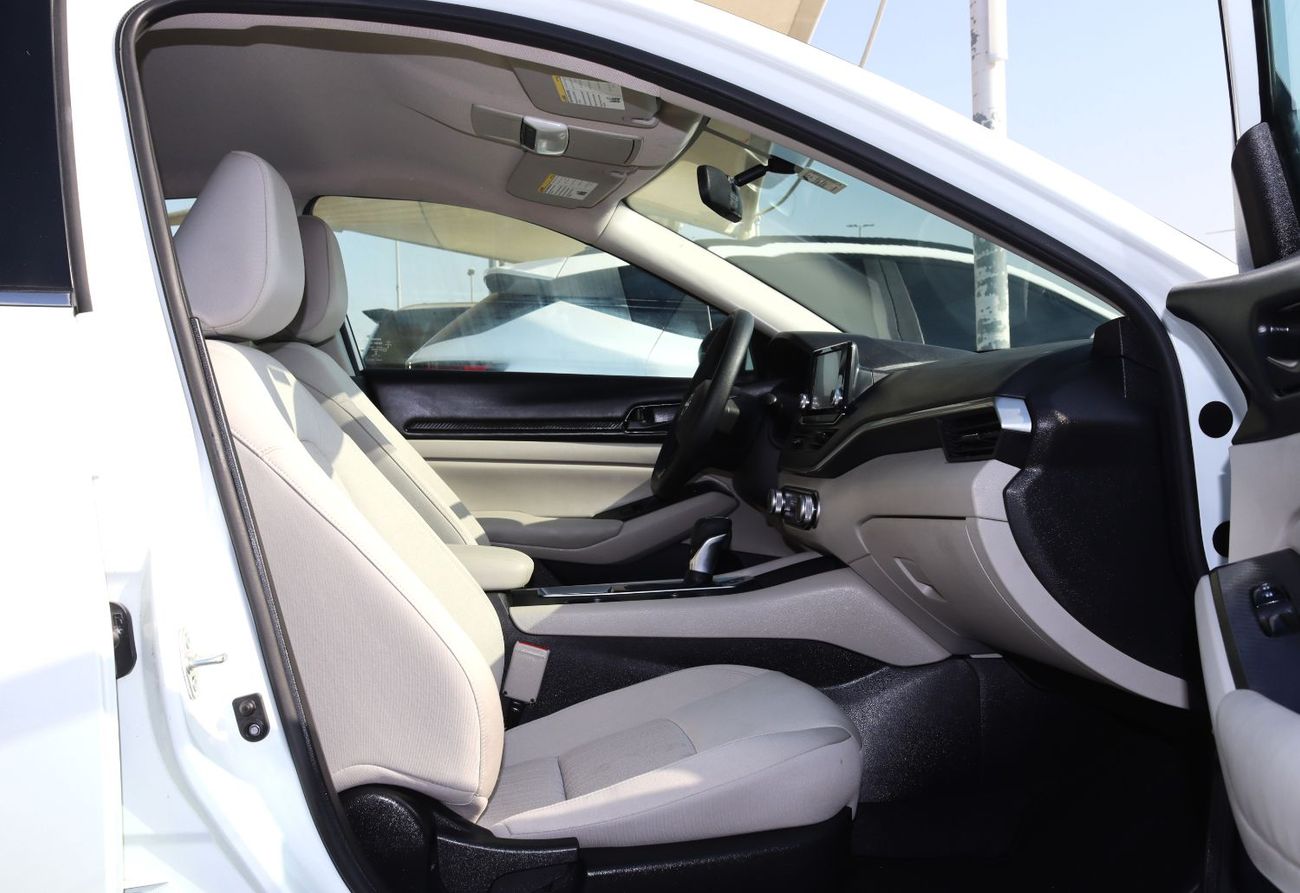 Nissan Altima SL 2.5L Nissan Altima - 2023 - GCC - Accident-Free - 2.5L - Low Mileage - Excellent Condition