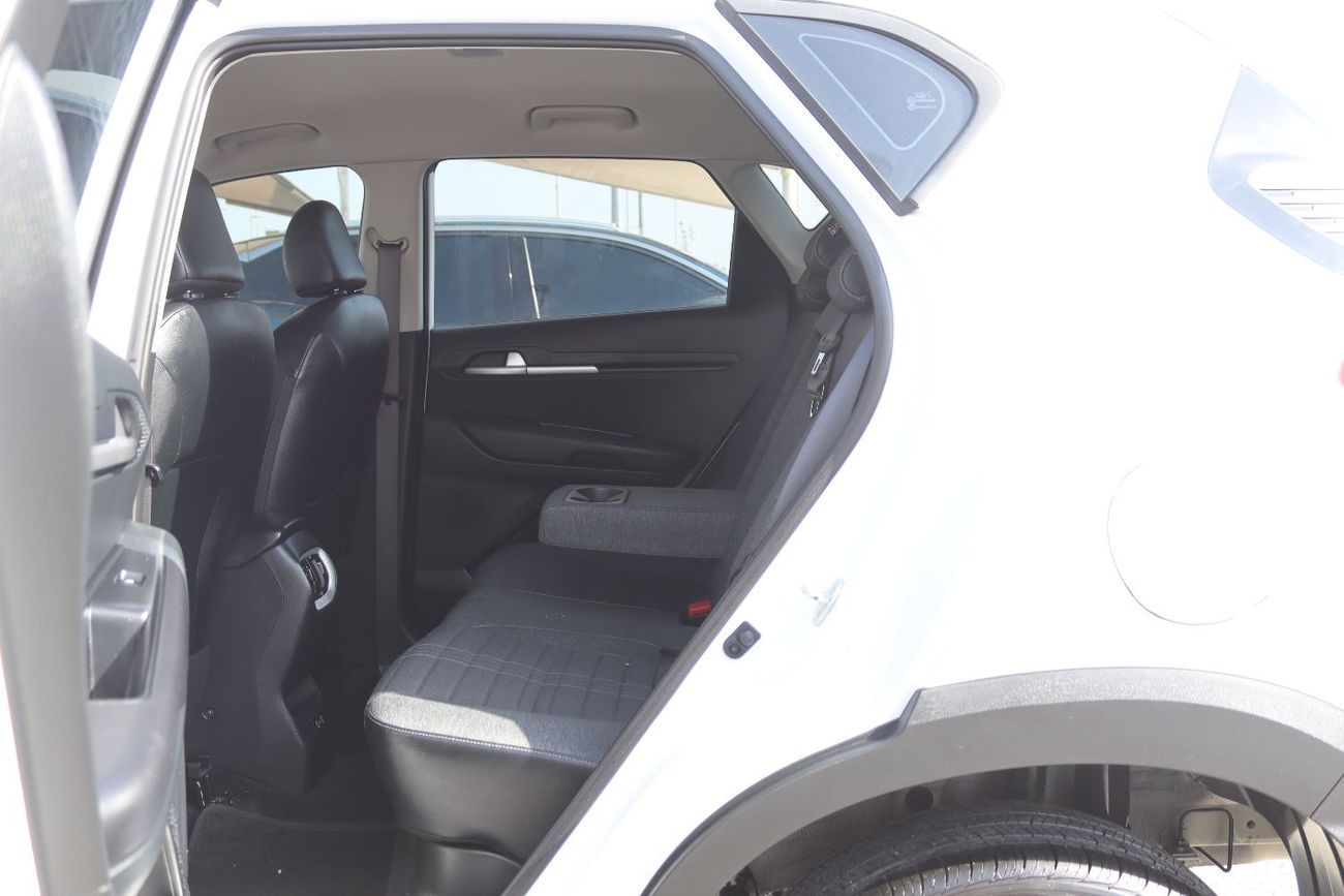 Kia Sonet EX 1.5L Kia Sonet 2025 - GCC - Accident-free - 1.6  - Low mileage - Excellent condition