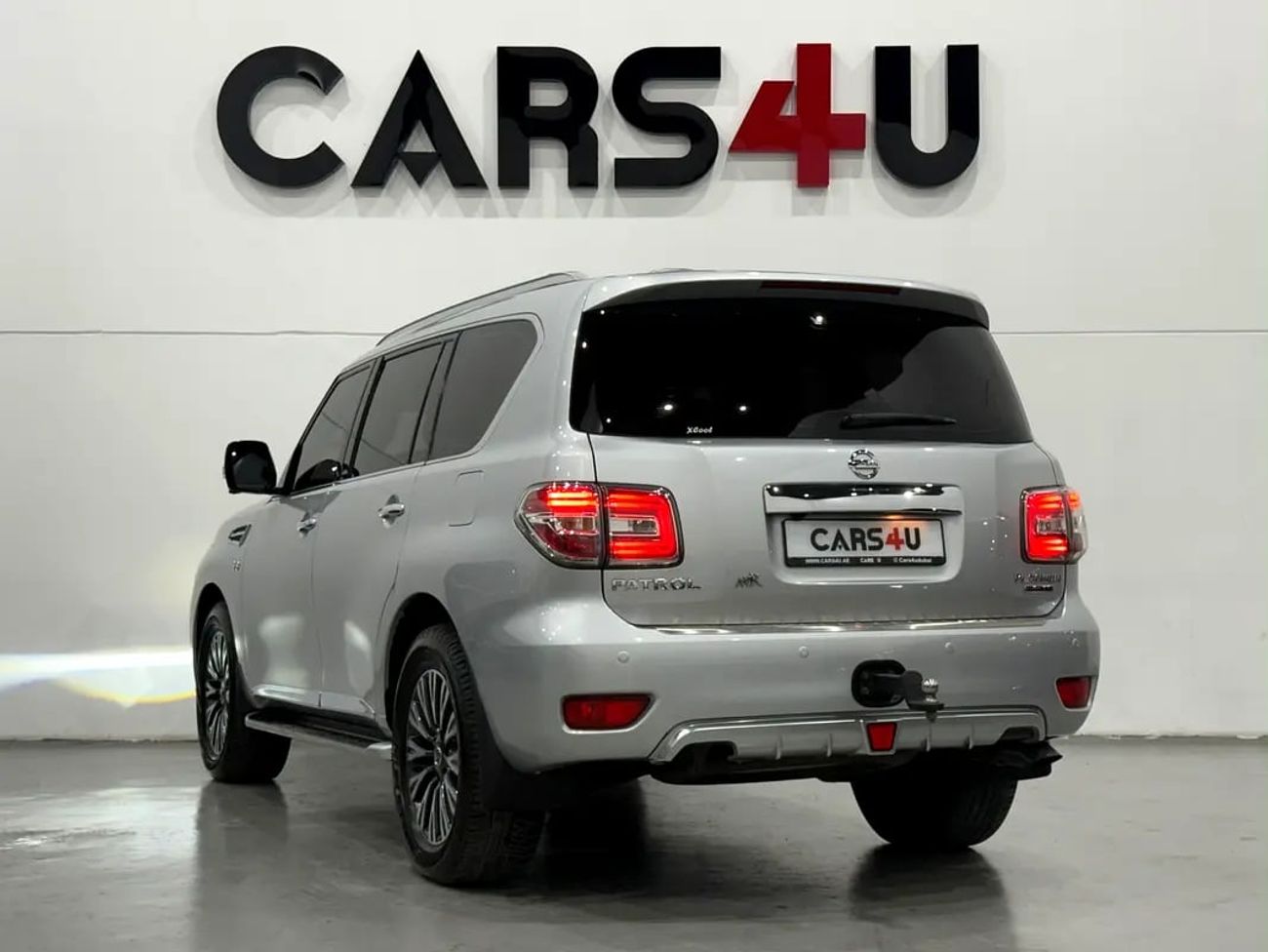 Nissan Patrol LE PLATINUM GCC LE Platinum / Original Paint- agency service history up to 100,000km