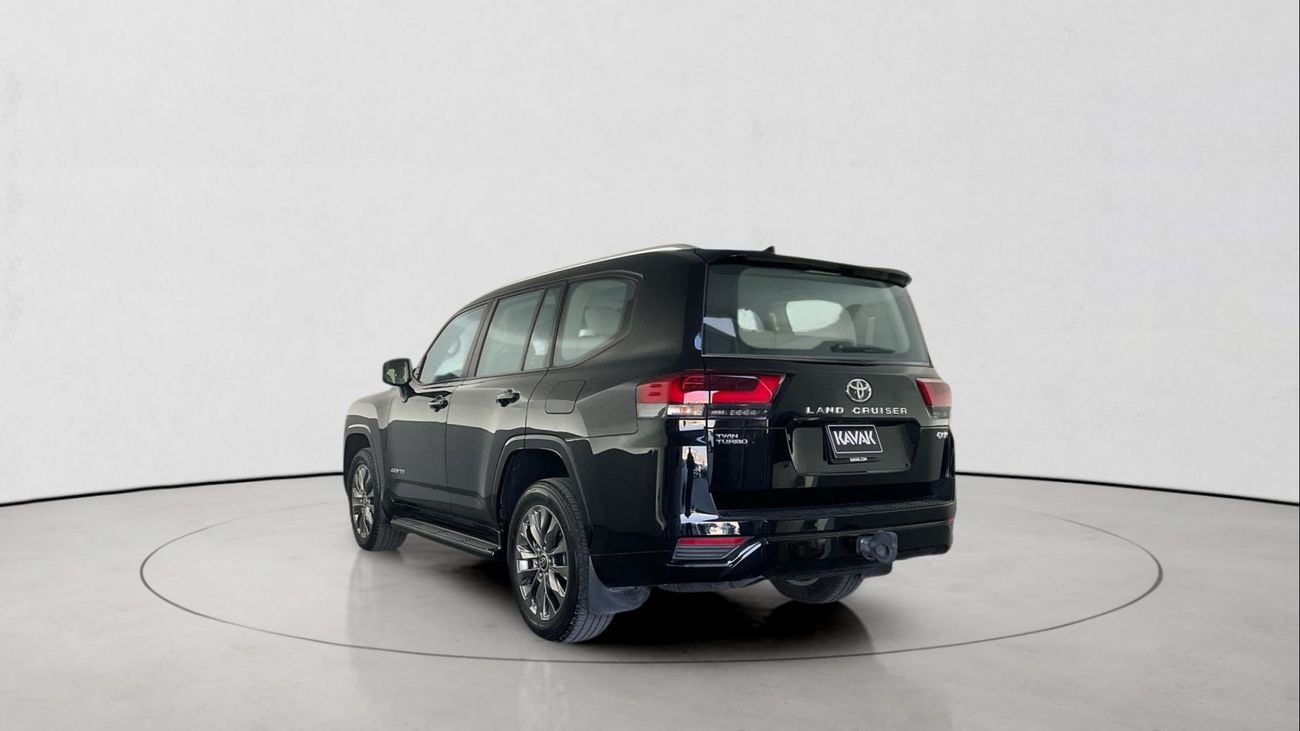 تويوتا لاند كروزر GXR | upto AED 20,000 Ramadan Discount | شامل الضمان | 0 ﺪﻔﻋﺓ ﺃﻮﻟﻯ