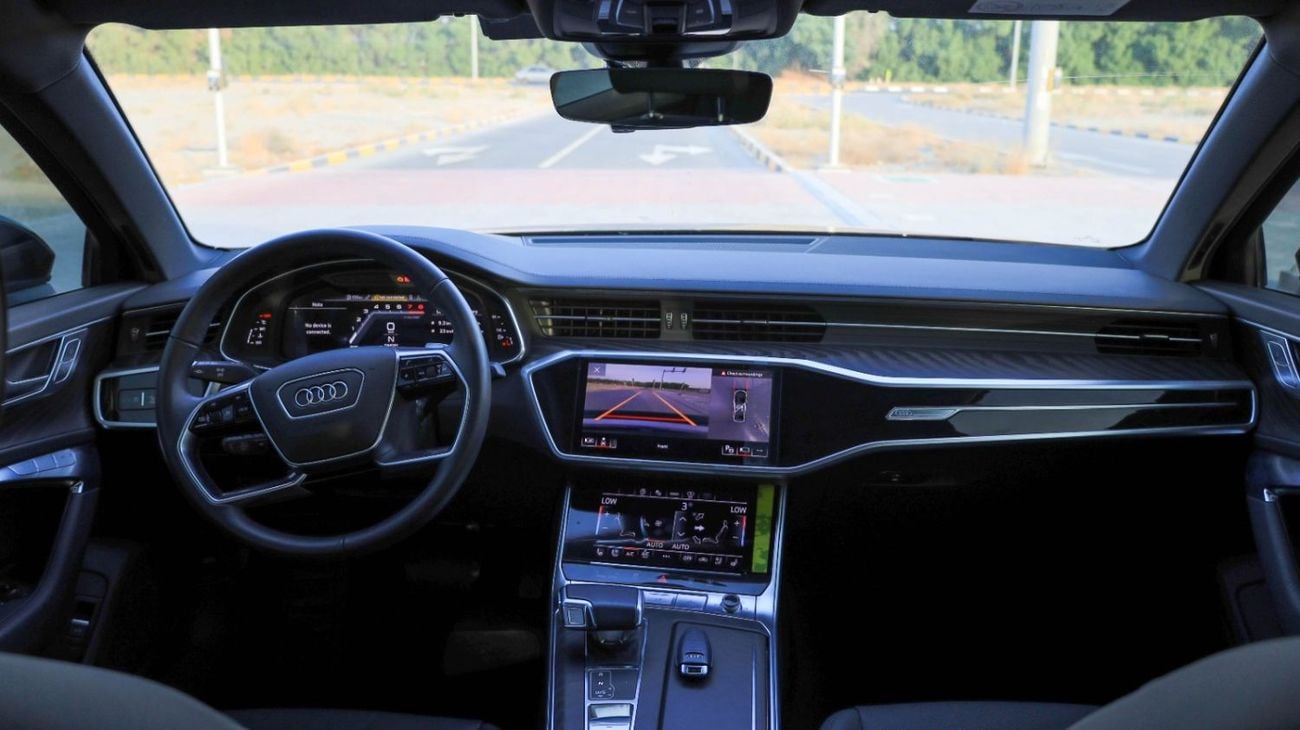 أودي A6 45 TFSI S-لاين