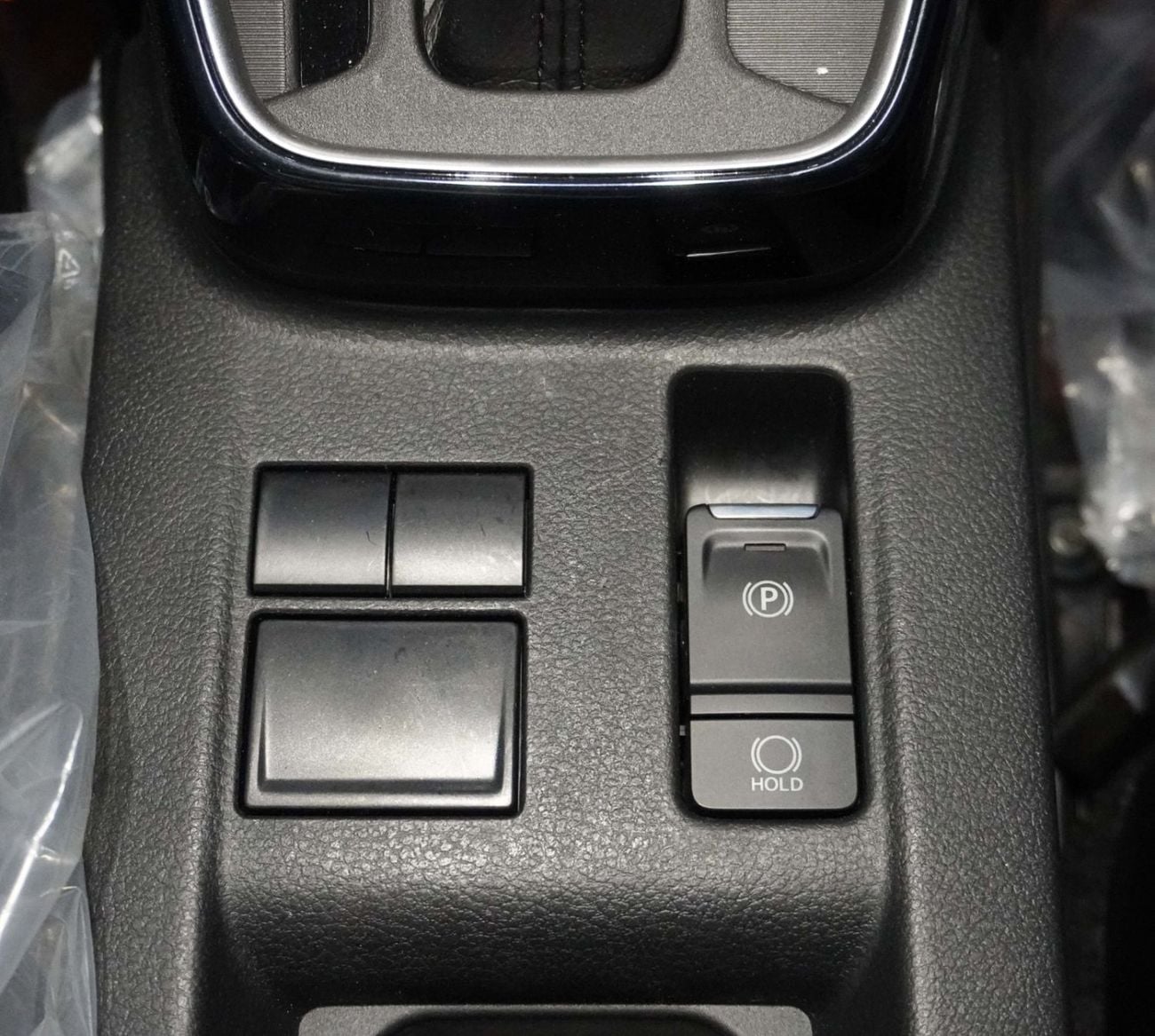 Toyota Urban Cruiser 1.5L PETROL A/T 2026 MODEL (WITH PANORAMIC ROOF, WIRELESS CHARGER, BSM, AND HUD)