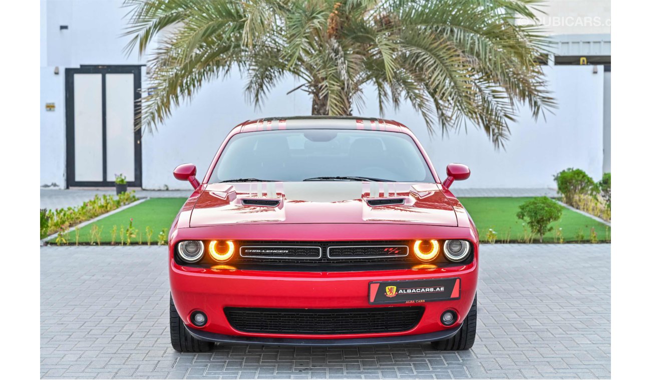 دودج تشالينجر RT 5.7L V8 | 1,645 P.M | 0% Downpayment | Full Option | Low Kms!