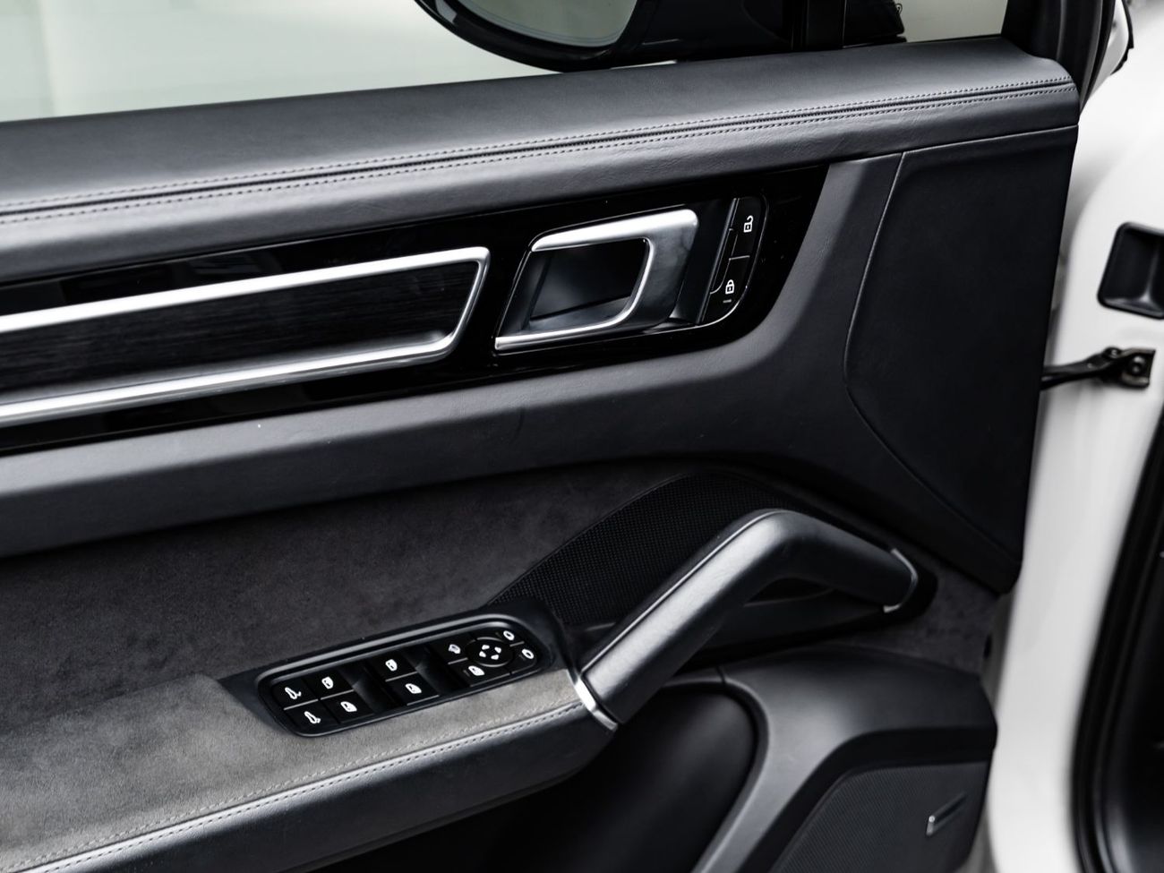 Porsche Cayenne 2023 Porsche Cayenne GTS Coupe, 2026 Porsche Warranty, Full Service History, Low KMs, GCC