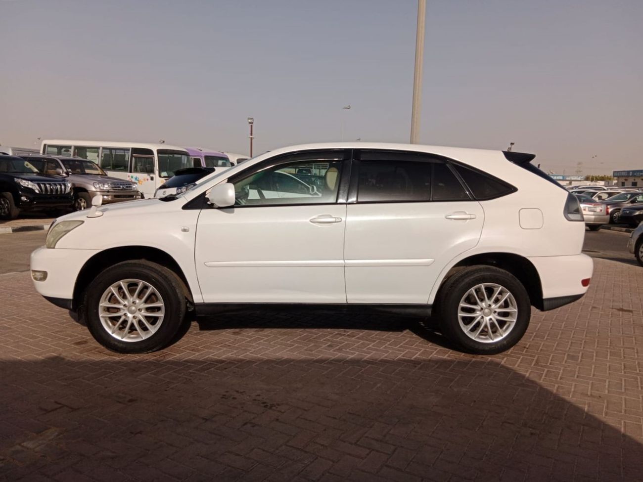 تويوتا هاريار TOYOTA HARRIER RIGHT HAND DRIVE (PM1626)