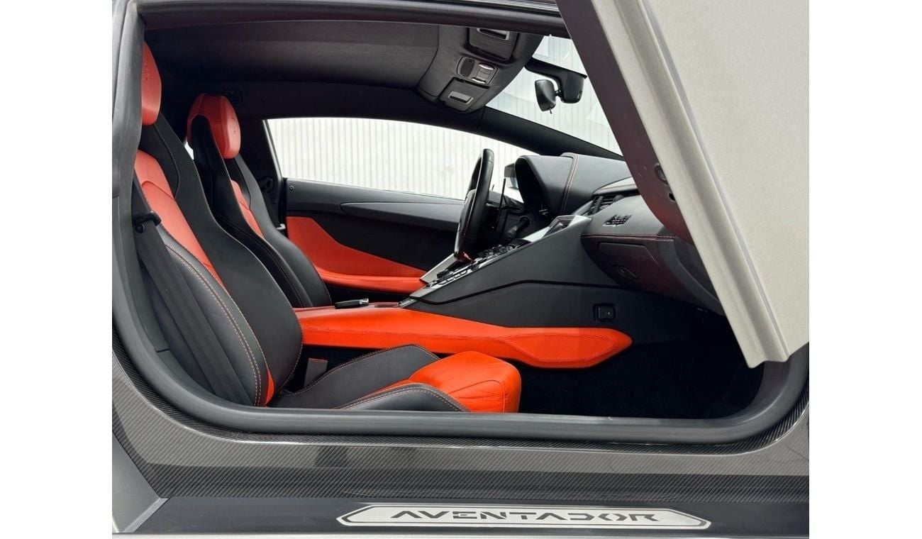 Lamborghini Aventador 2018 Lamborghini Aventador S, Full PPF,1 Year Warranty, Full Agency Service History, GCC