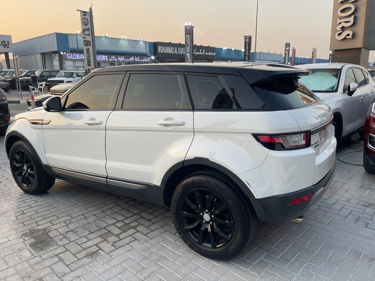 Land Rover Range Rover Evoque Dynamic 2.0L (5 Door)