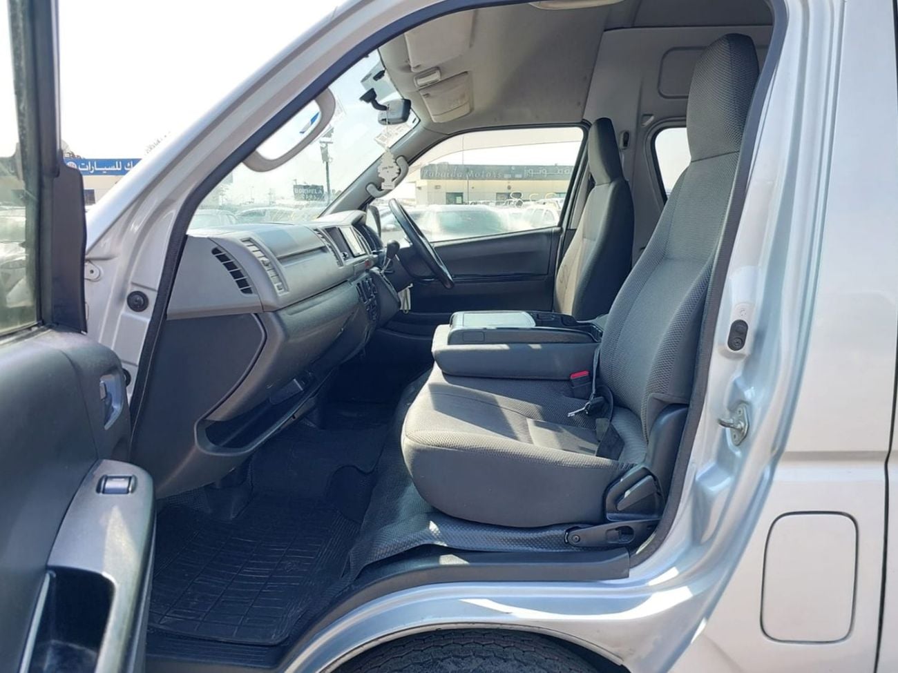 Toyota Hiace (RAMADAN OFFER) TOYOTA HIACE VAN RHD 2012 MODEL 3.0 L DIESEL AUTOMATIC(PM09422)