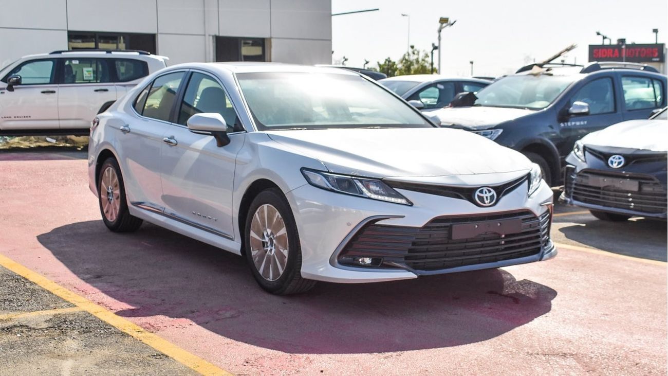 New Toyota Camry 2022 for sale in Dubai - 702130