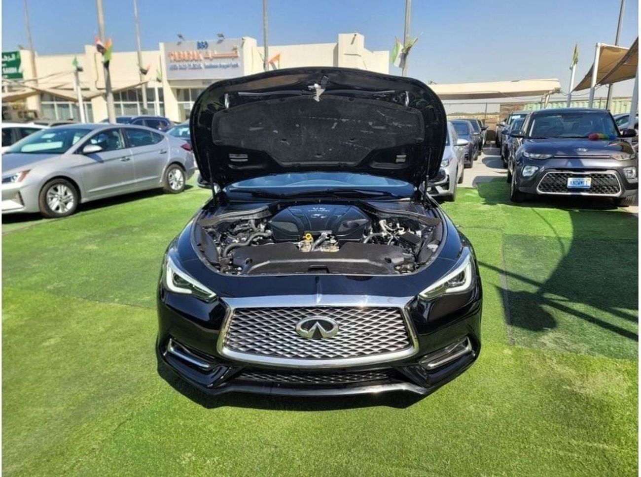 Infiniti Q60 Premium Luxury 3.0L