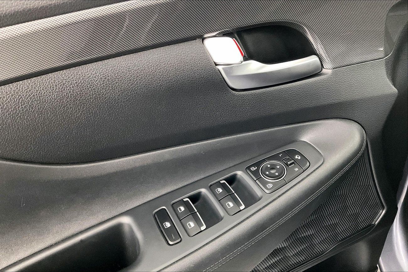 نيسان إكستيرا Titanium | عرض العيد الحصري | خالية من أضرار الفيضانات