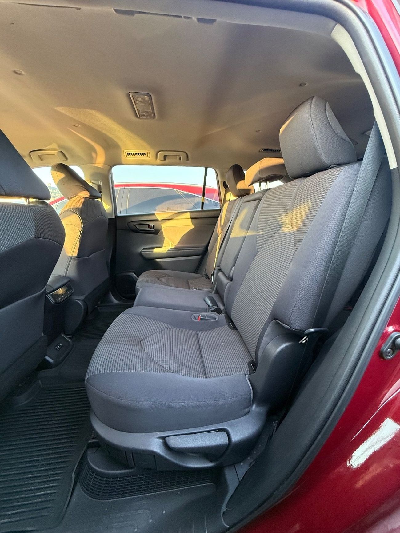 تويوتا هايلاندر LE 2.5L