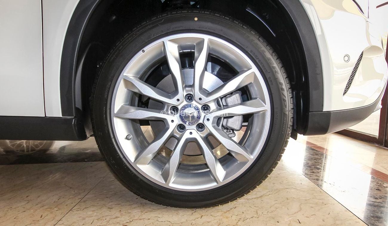 مرسيدس بنز GLA 250