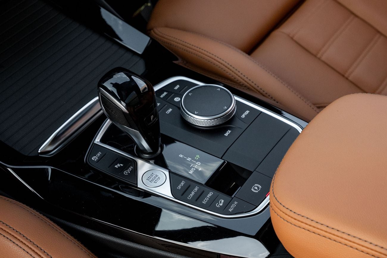 بي أم دبليو X3 XDRIVE 30i M SPORT X3 M-Kit | 3,428 P.M | 0% Downpayment | Agency maintained!