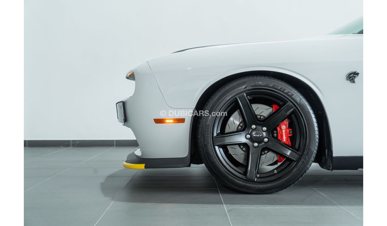 Dodge Challenger 2017 Dodge Challenger Hellcat 707Bhp / Manual Transmission / Extended Dodge Warranty & Service  Pack