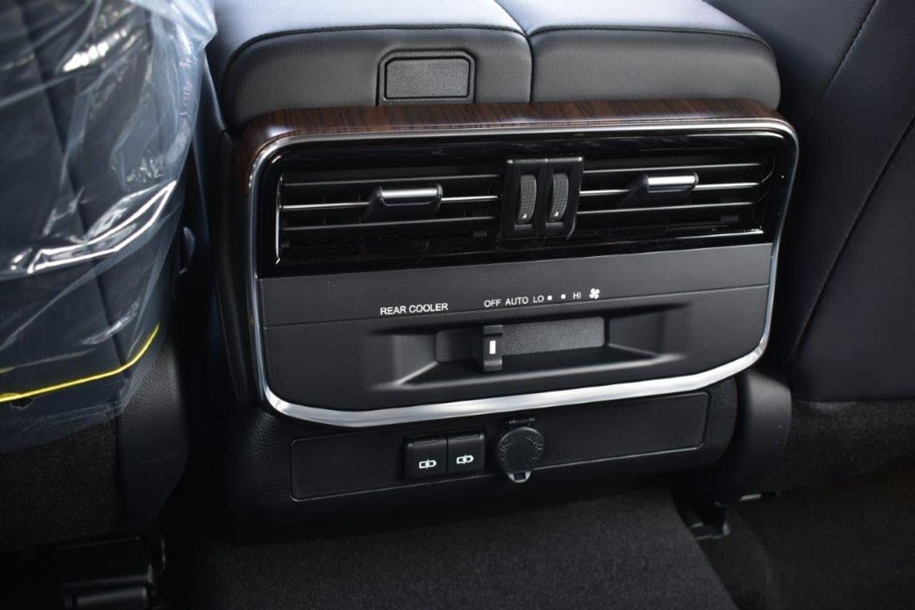 تويوتا لاند كروزر GXR  4.0L PETROL 4WD 7-SEAT AT