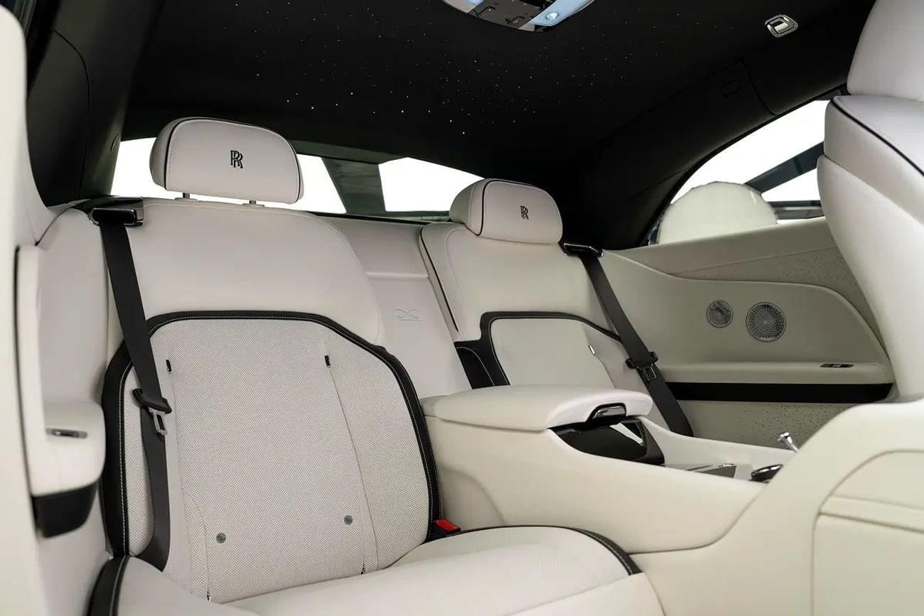 Rolls Royce Spectre STD ROLLS ROYCE | SPECTRE BLACK BADGE | GCC SPECS DEALER WARRANTY + SERVICE CONTRACT