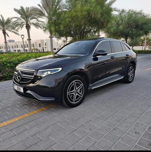 مرسيدس بنز EQC 400 AMG Premium Plus