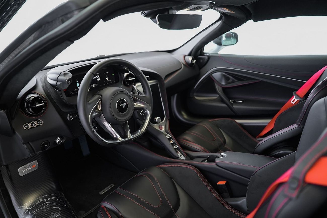 مكلارين 750S McLaren 750 S