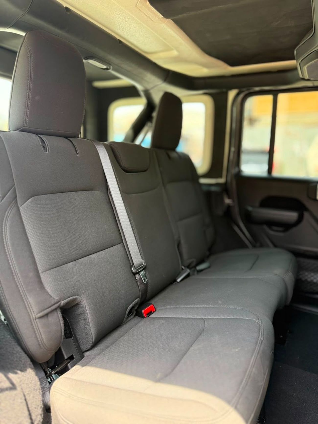 Jeep Wrangler Unlimited SAHARA 4XE